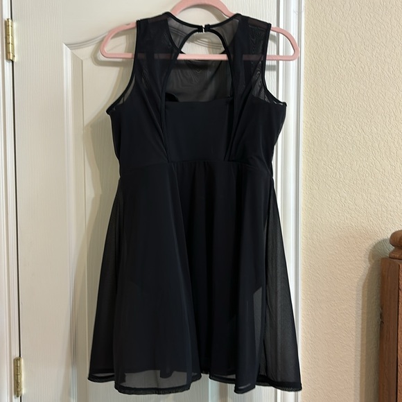Sz Torrid 1. Black swimsuit. - Picture 2 of 3